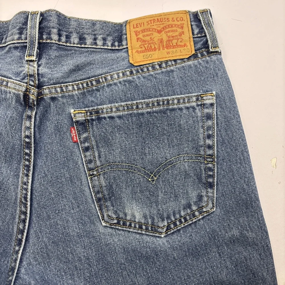 Levis levi 550
